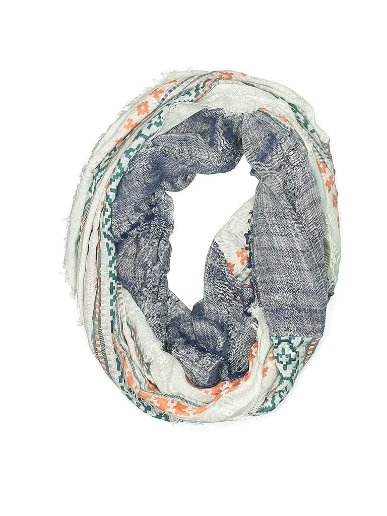 UNBRANDED Pre-owned Scarf In Blue