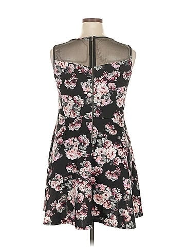 Xhilaration Cocktail Dress (view 2)