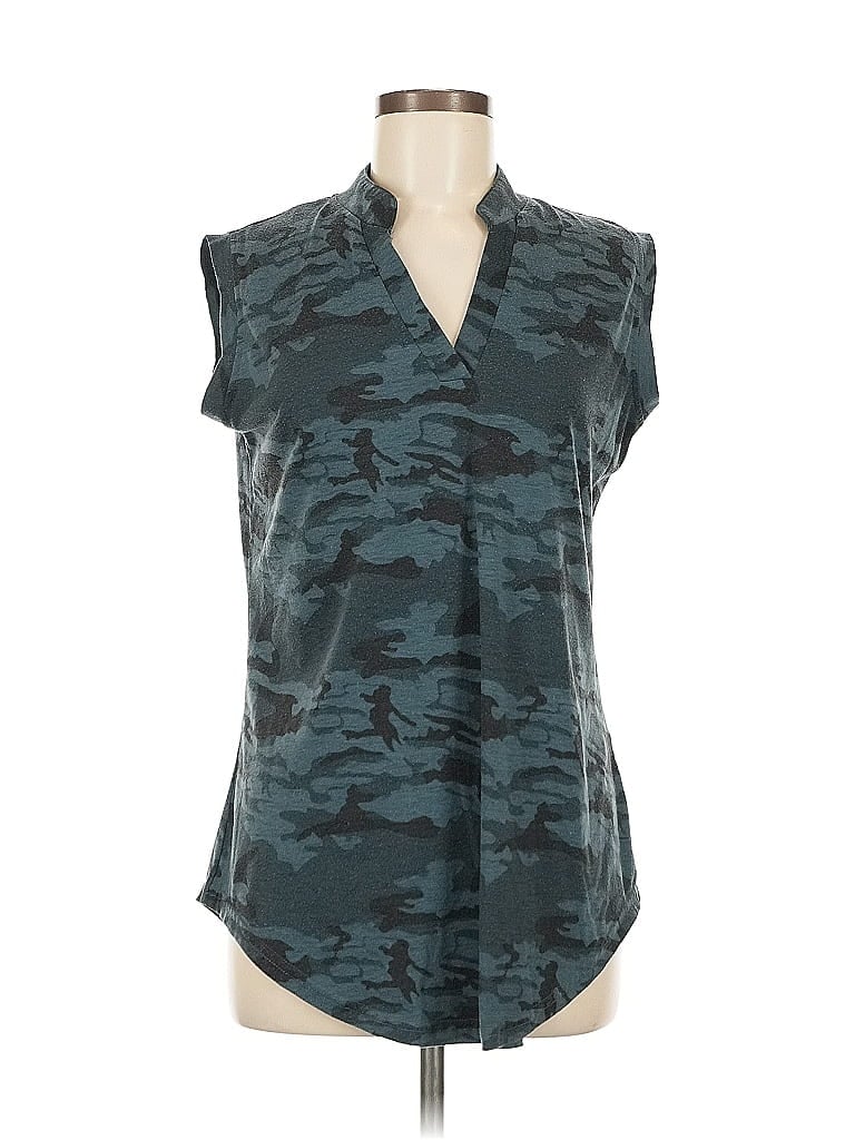 Pre-owned Amaryllis Sleeveless Blouse In Blue