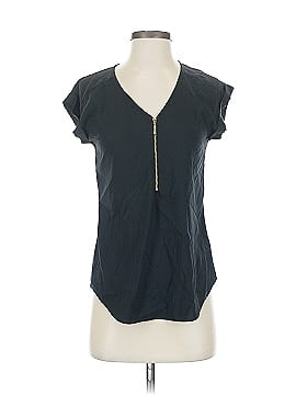 Express Outlet Short Sleeve Top
