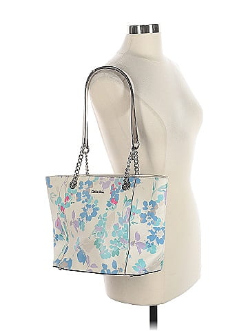 Calvin Klein Shoulder Bag (view 2)