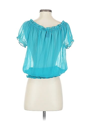 Sunny Leigh Short Sleeve Blouse (view 2)