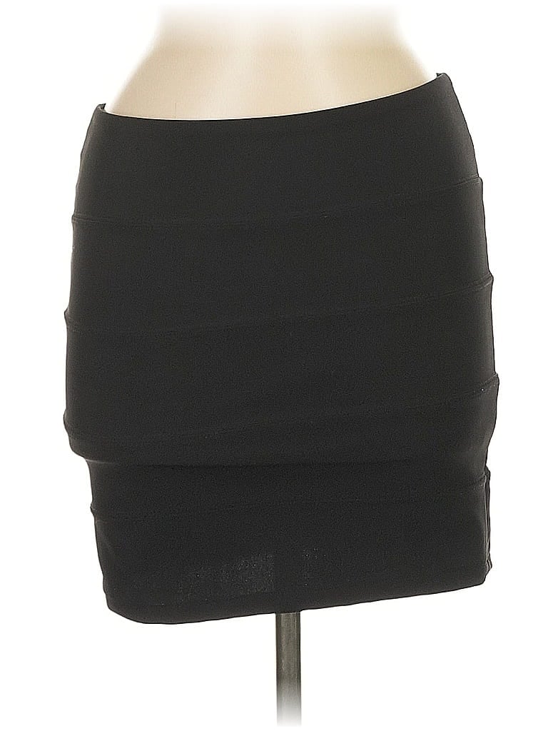 Pre-owned Millau Casual Skirt In Black