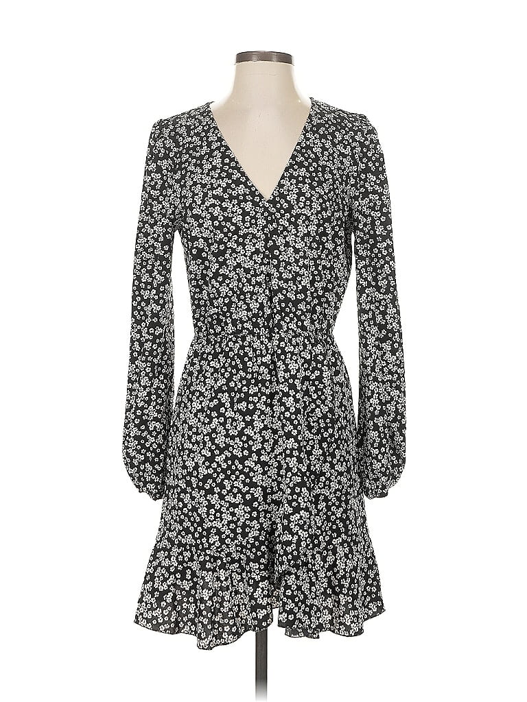 Click to view more detailed imagery on our partner's website Pre-owned Abound Casual Dress In Gray