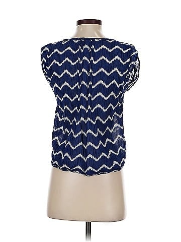 H&M L.O.G.G. Sleeveless Blouse (view 2)