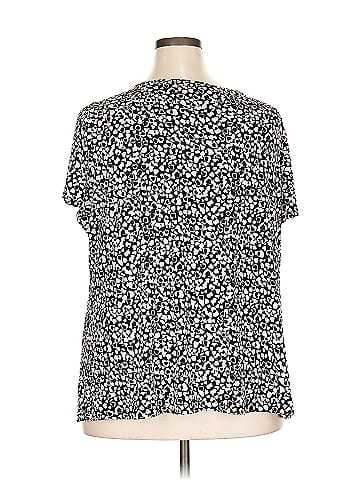 Liz Claiborne Career Short Sleeve Top (view 2)