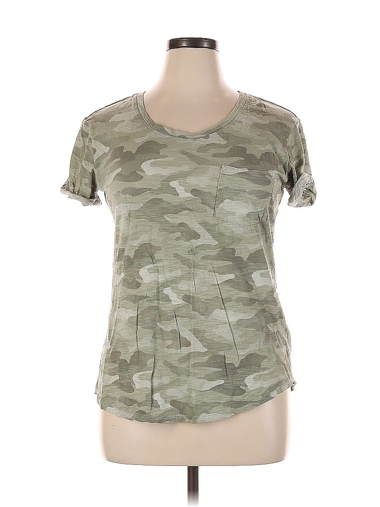 Pre-owned A.n.a. A New Approach Active T-shirt In Green