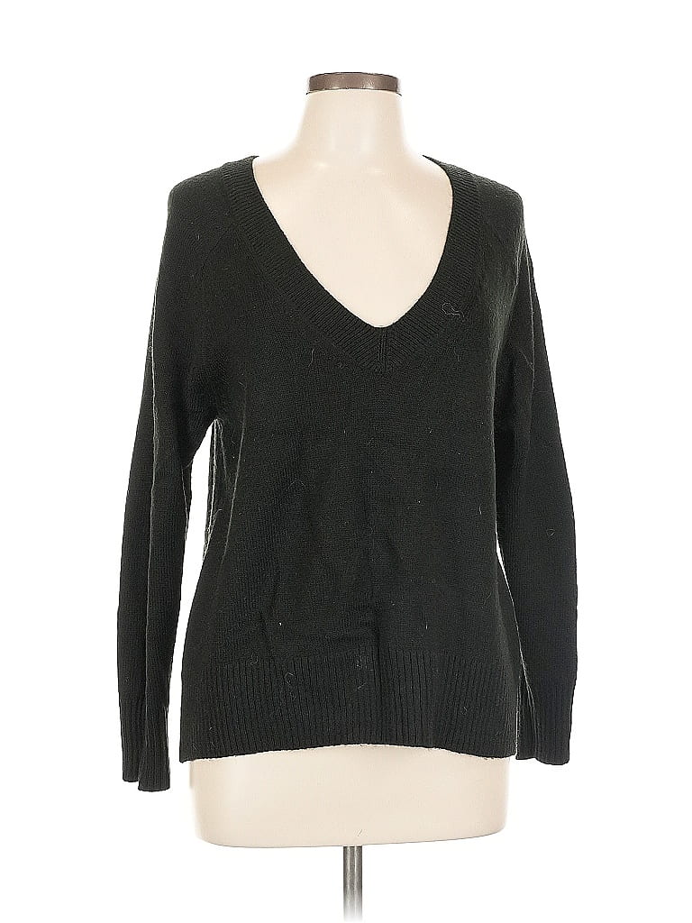 Click to view more detailed imagery on our partner's website Pre-owned Banana Republic Factory Store Pullover Sweater In Black