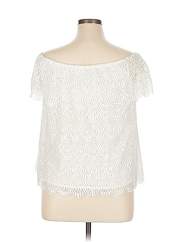 Soho JEANS NEW YORK & COMPANY Short Sleeve Top (view 2)