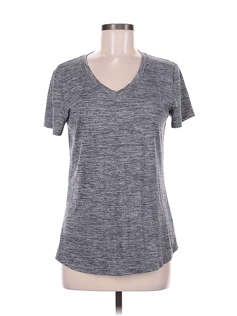 Click to view more detailed imagery on our partner's website Pre-owned Danskin Active T-shirt In Gray