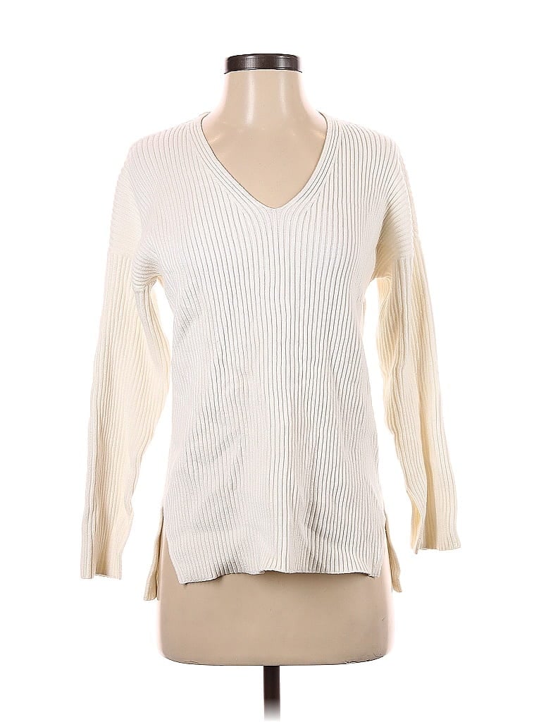 Click to view more detailed imagery on our partner's website Pre-owned Abercrombie & Fitch Pullover Sweater In White