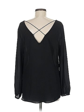 14th & Union Long Sleeve Blouse (view 2)