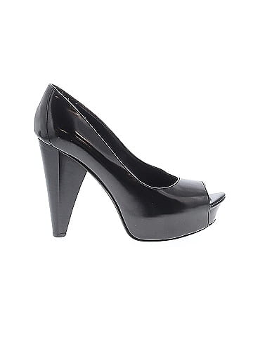 Donald J Pliner Heels (view 1)
