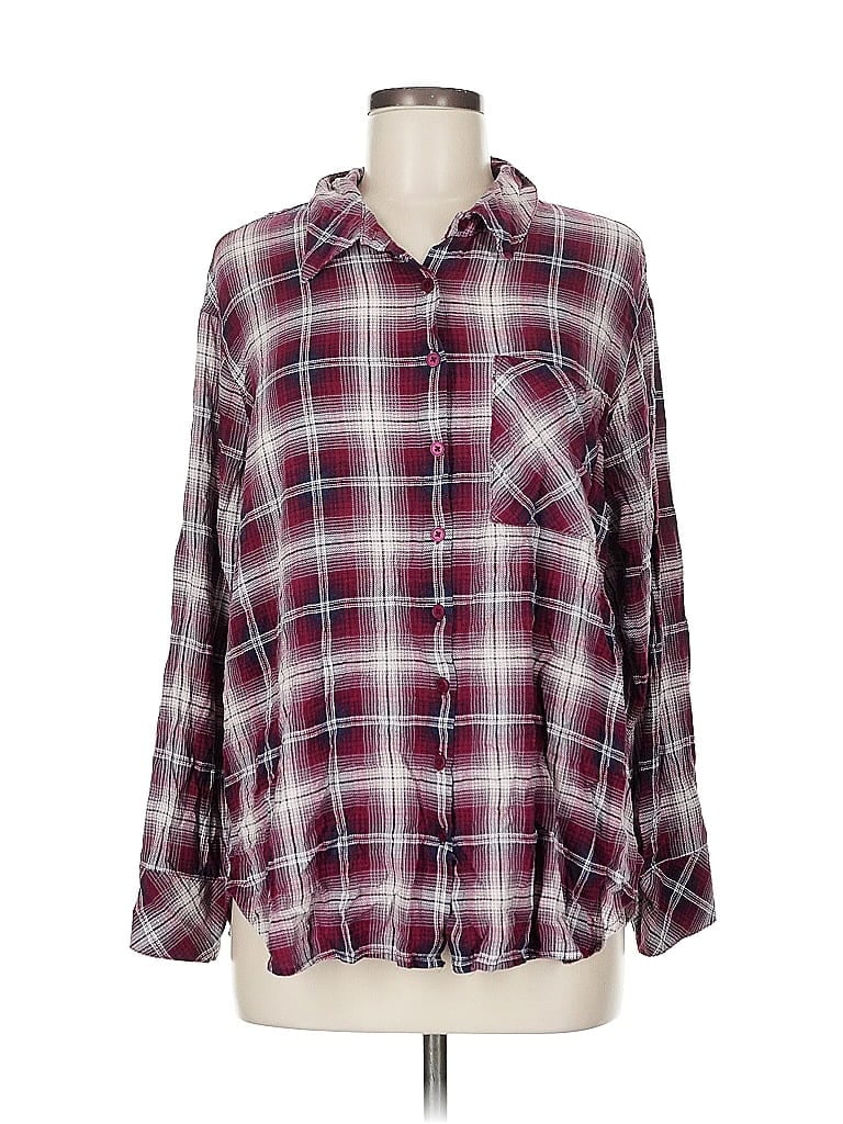 Pre-owned Torrid Long Sleeve Button Down Shirt In Burgundy