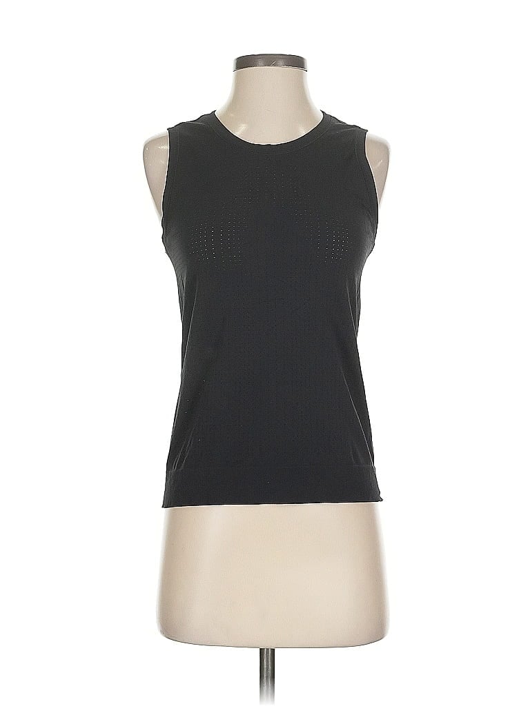 Click to view more detailed imagery on our partner's website Pre-owned Athleta Sleeveless T-shirt In Black