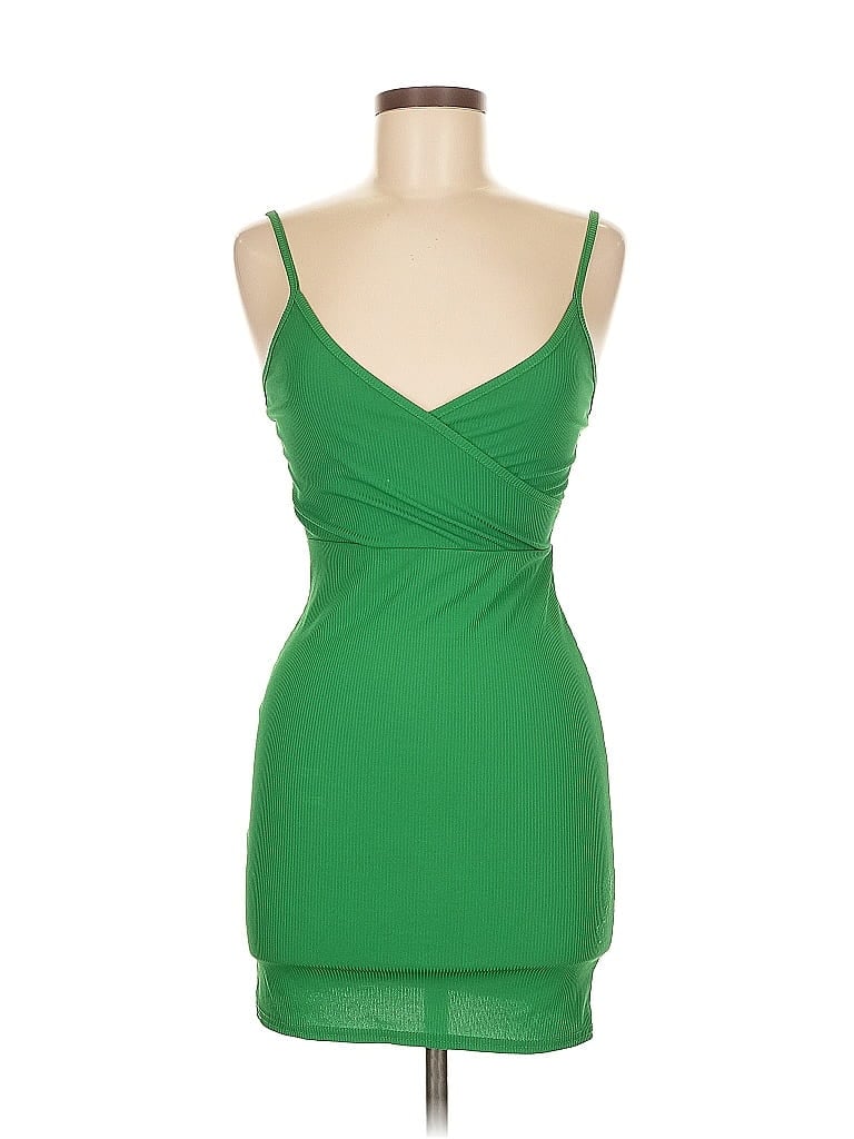 Click to view more detailed imagery on our partner's website Pre-owned Boohoo Cocktail Dress In Green