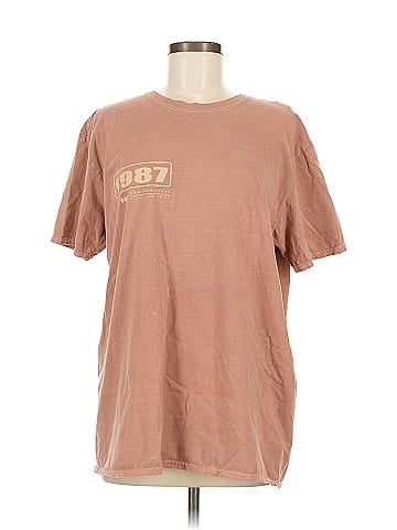 PrettyLittleThing Short Sleeve T-Shirt (view 1)