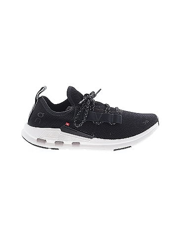 On Cloud Sneakers (view 1)