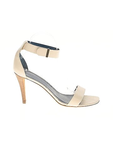 Céline Heels (view 1)