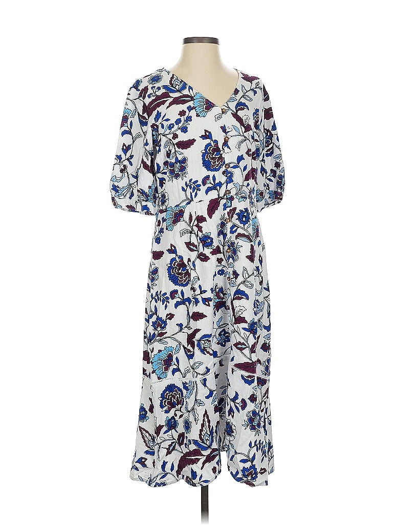 Click to view more detailed imagery on our partner's website Pre-owned Liz Claiborne Casual Dress In Blue