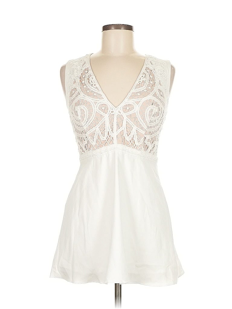 Pre-owned Lulus Sleeveless Blouse In White