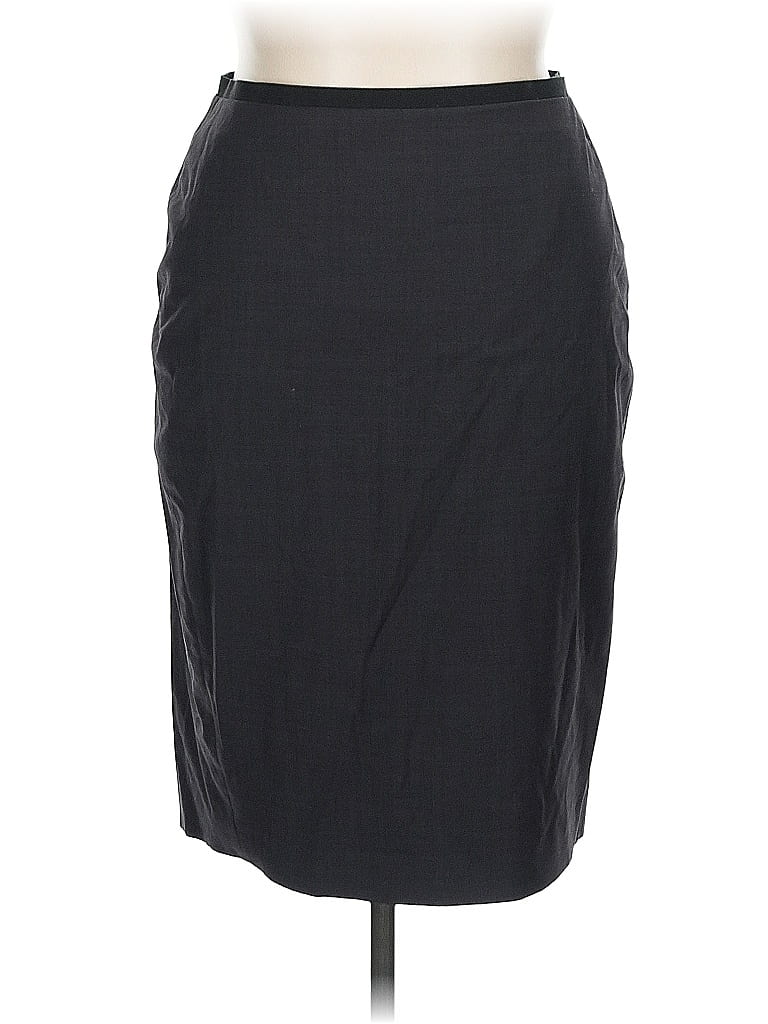 Click to view more detailed imagery on our partner's website Pre-owned Elie Tahari Formal Skirt In Gray