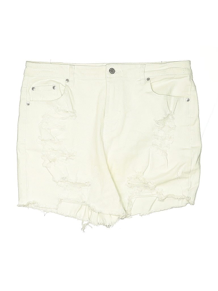 Pre-owned Almost Famous Shorts In White