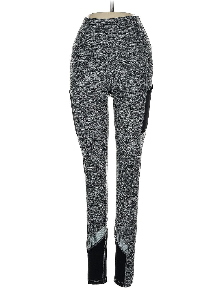 Pre-owned Beyond Yoga Active Pants In Gray