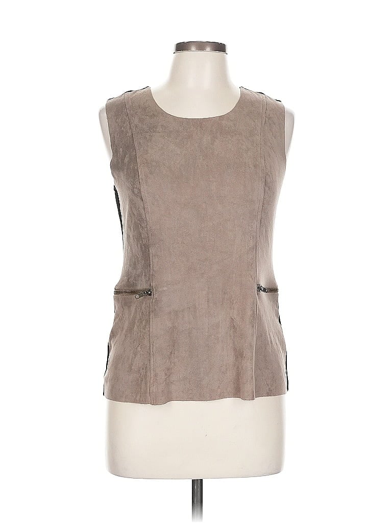 Click to view more detailed imagery on our partner's website Pre-owned Drew Sleeveless Blouse In Gray