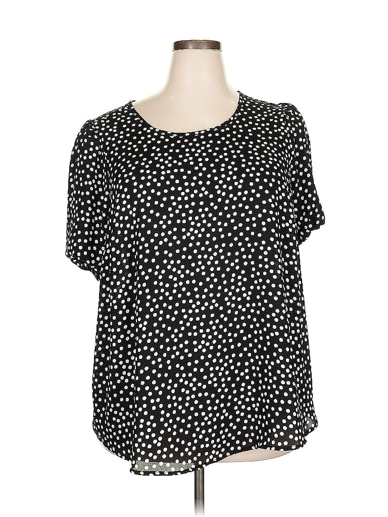 Pre-owned Torrid Short Sleeve Blouse In Black