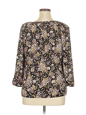 Roz & Ali 3/4 Sleeve Blouse (view 2)