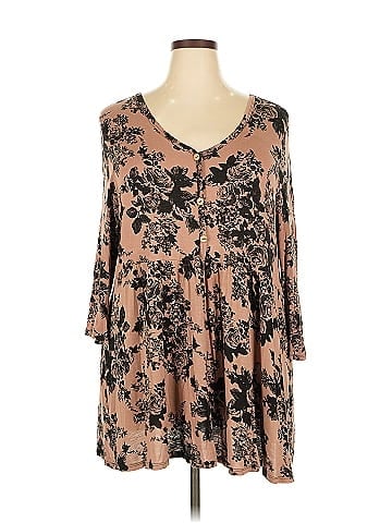 Honeyme 3/4 Sleeve Blouse (view 1)