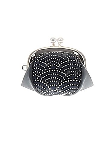 Unbranded Coin Purse (view 1)