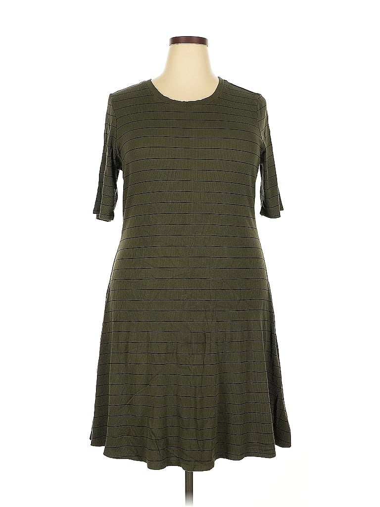 Pre-owned Unbranded Casual Dress In Green