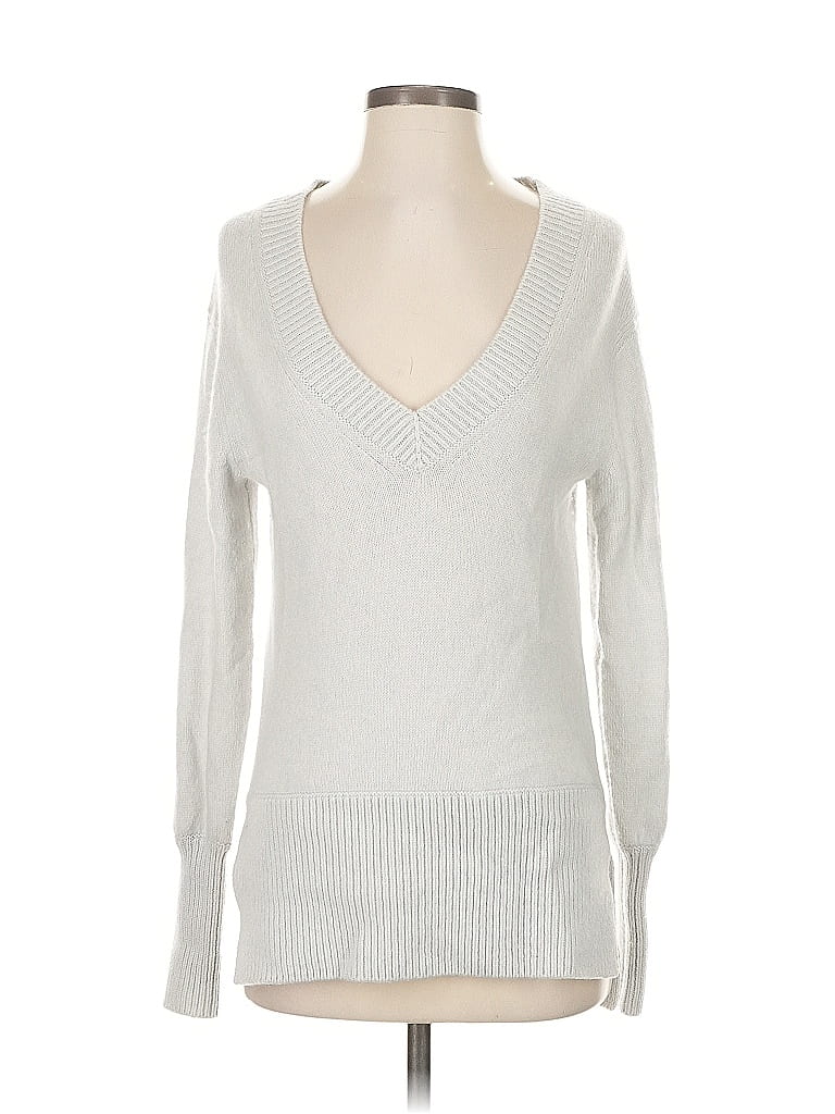 Pre-owned Vince Cashmere Pullover Sweater In Silver