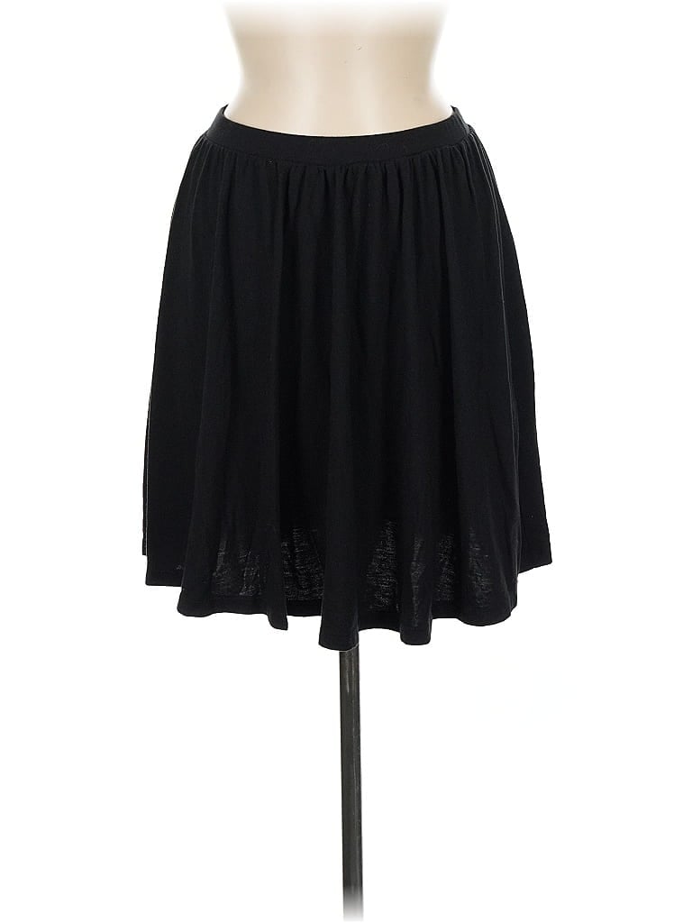Pre-owned Old Navy Casual Skirt In Black