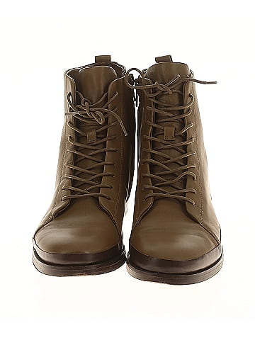 Vince. Ankle Boots (view 2)