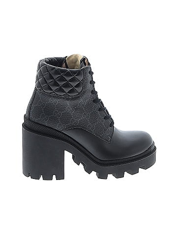 Gucci Ankle Boots (view 1)
