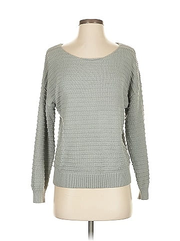 Dokotoo Pullover Sweater (view 1)