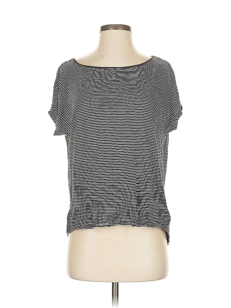 Pre-owned Gap Short Sleeve T-shirt In Gray