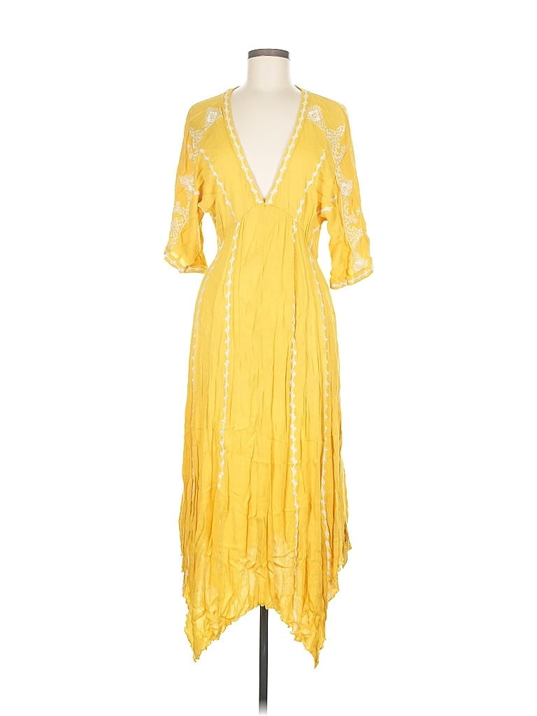Click to view more detailed imagery on our partner's website Pre-owned En Creme Cocktail Dress In Yellow