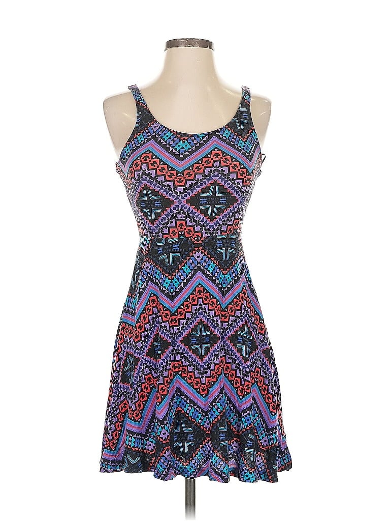 Click to view more detailed imagery on our partner's website Pre-owned Express Casual Dress In Blue