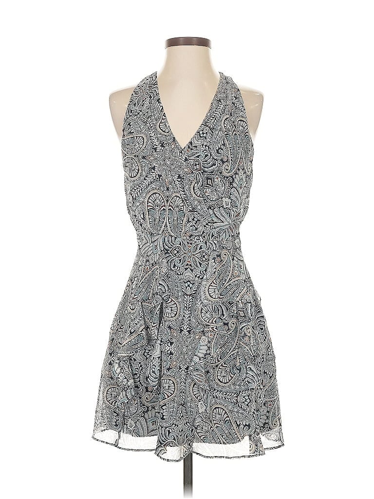 Click to view more detailed imagery on our partner's website Pre-owned Bcbgeneration Cocktail Dress In Gray