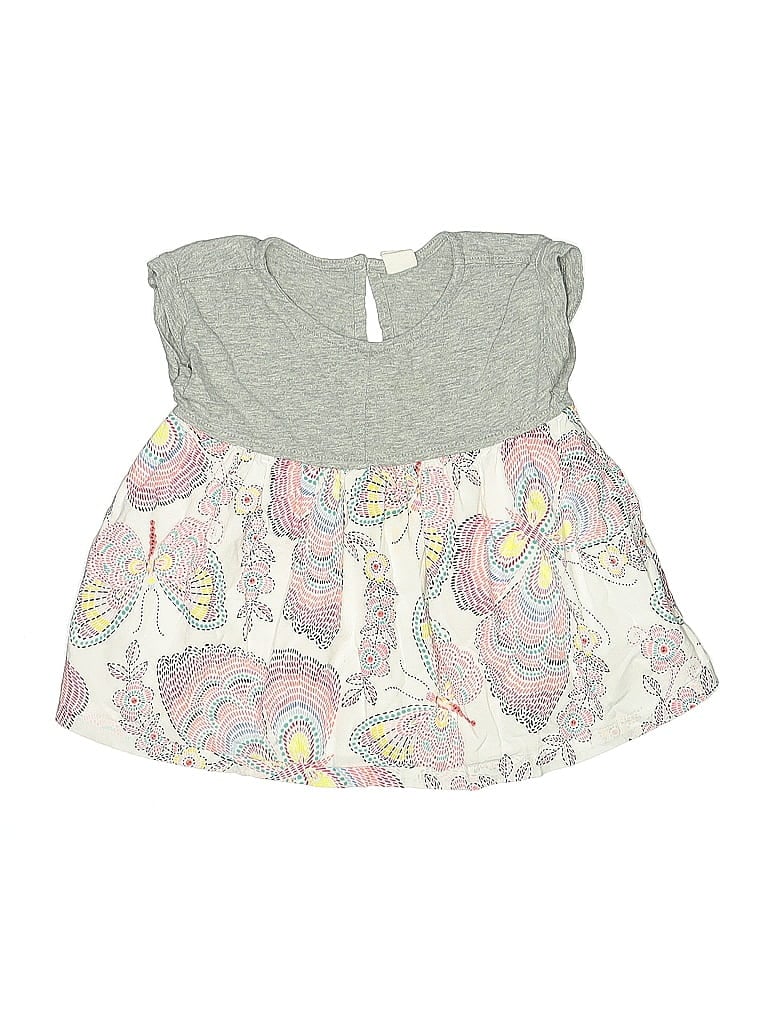 Click to view more detailed imagery on our partner's website Pre-owned Baby Gap Kids' Dress In Gray