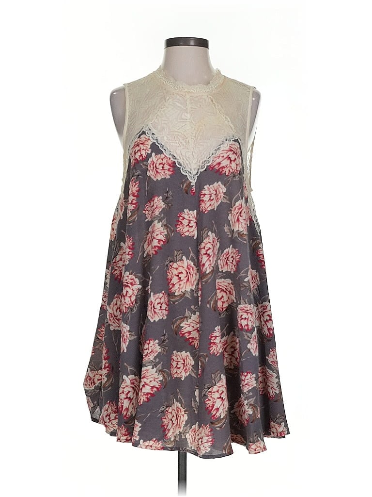 Pre-owned Altar'd State Casual Dress In Gray