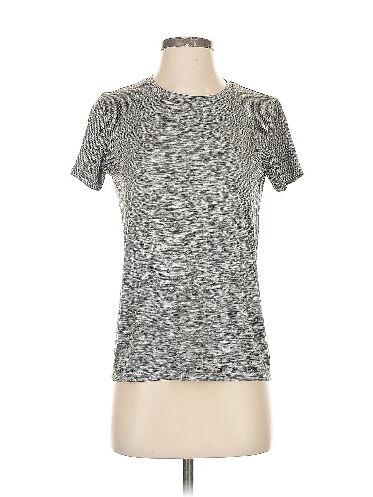 Pre-owned Uniqlo Active T-shirt In Gray