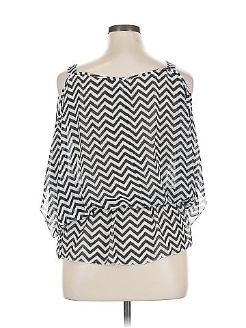 Studio Y 3/4 Sleeve Blouse (view 2)