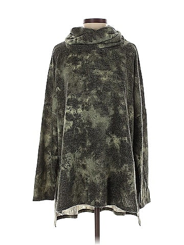 Zenana Poncho (view 1)
