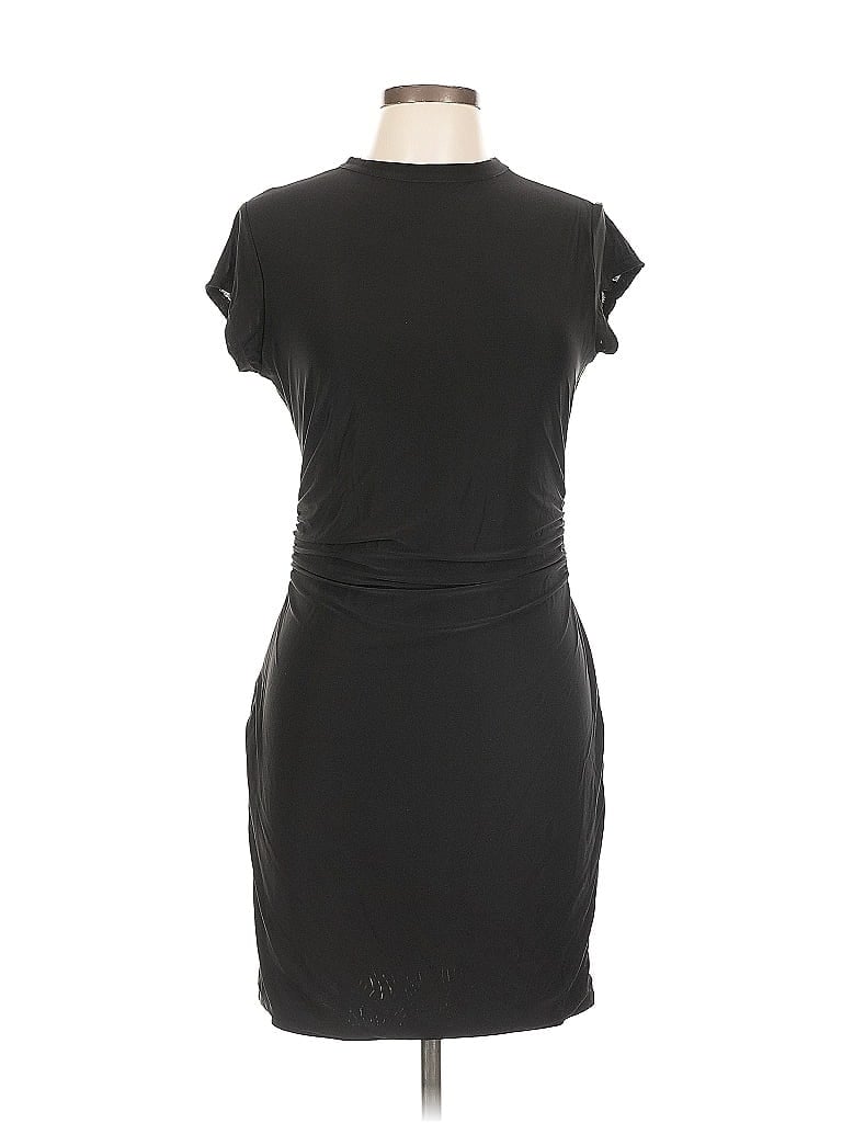 Pre-owned Boohoo Casual Dress In Black