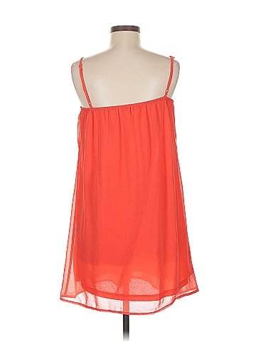 Theme Sleeveless Blouse (view 2)